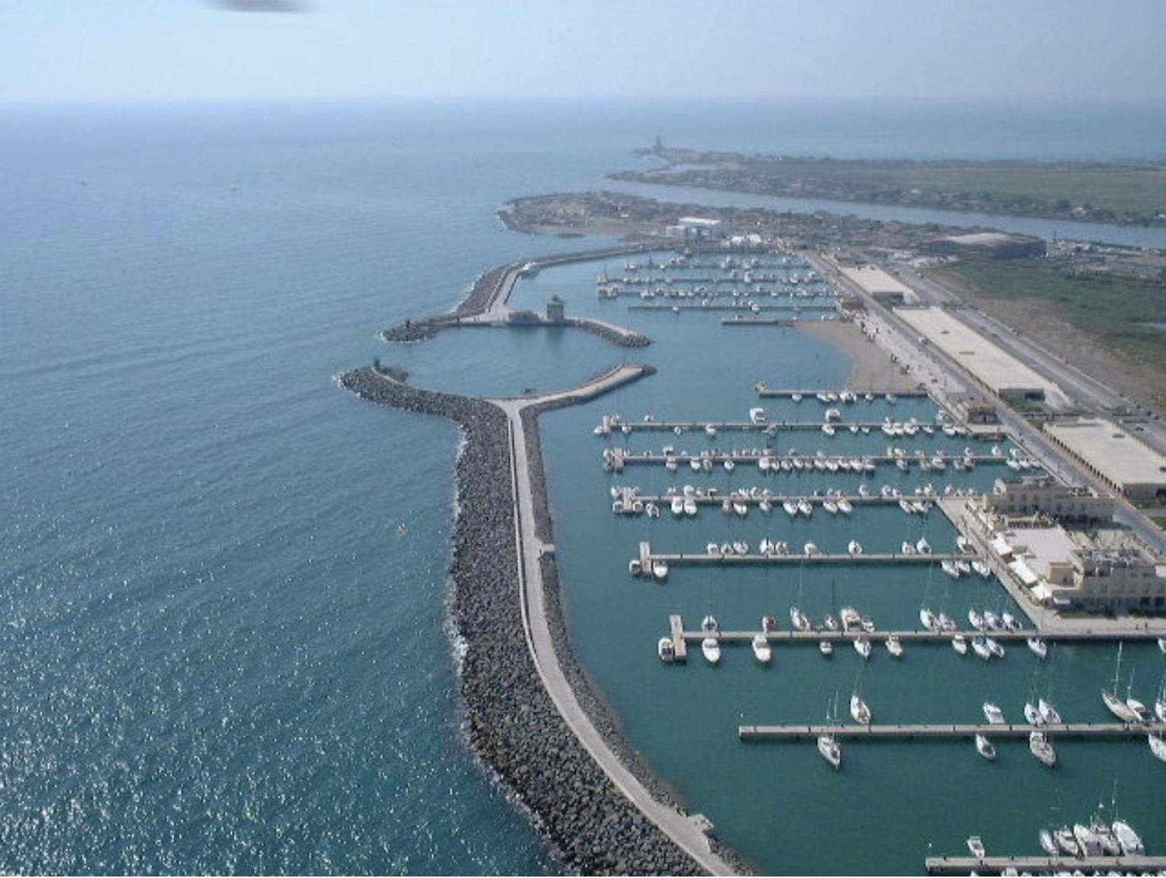 Piuma Celeste A Due Passi Dal Mare E Dal Centro Storico Ostia Buitenkant foto